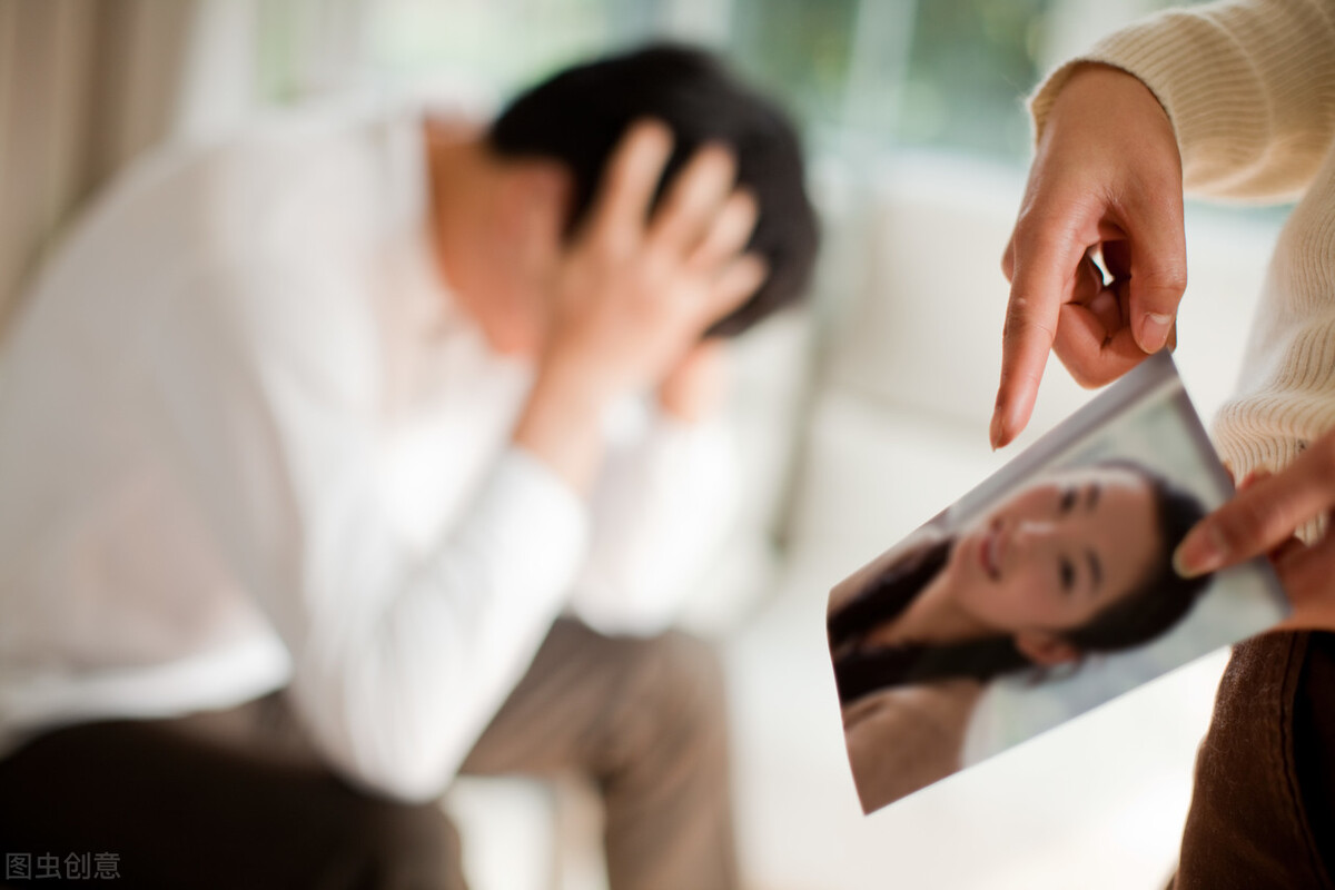 孩子出轨_女人抛弃孩子出轨离婚_女方出轨离婚孩子归谁