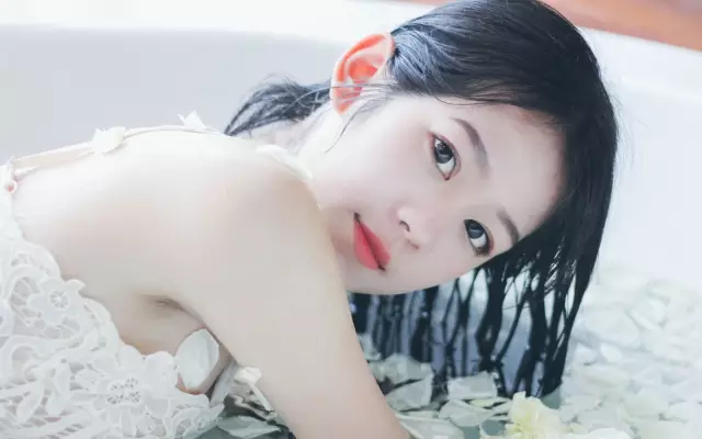 出轨身体出轨哪个更严重_身体出轨_出轨身体能检查出来吗