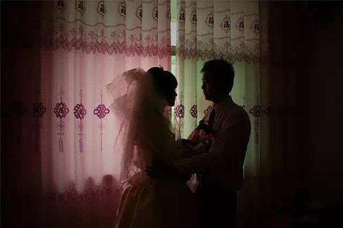 婚外情女人该做中介吗知乎_婚外情中女人该怎么做_婚外情女人最明智的做法